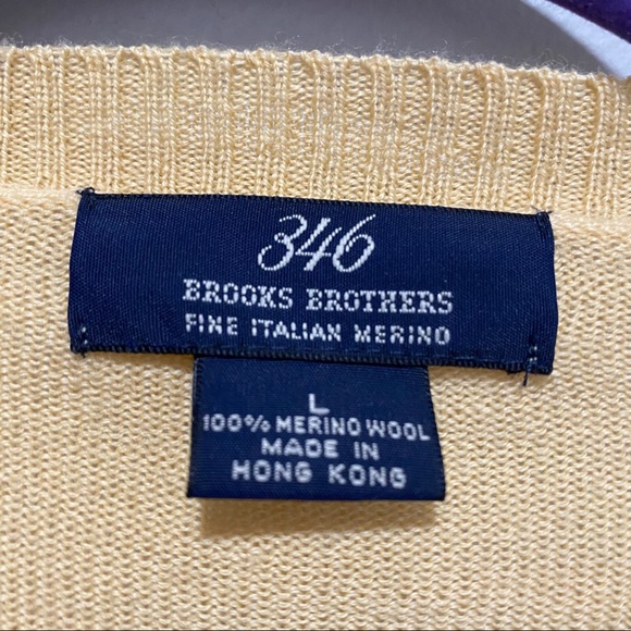 Brooks Brothers 346 100% Merino Wool V Neck Sweater Yellow Size Large - Picture 6 of 7